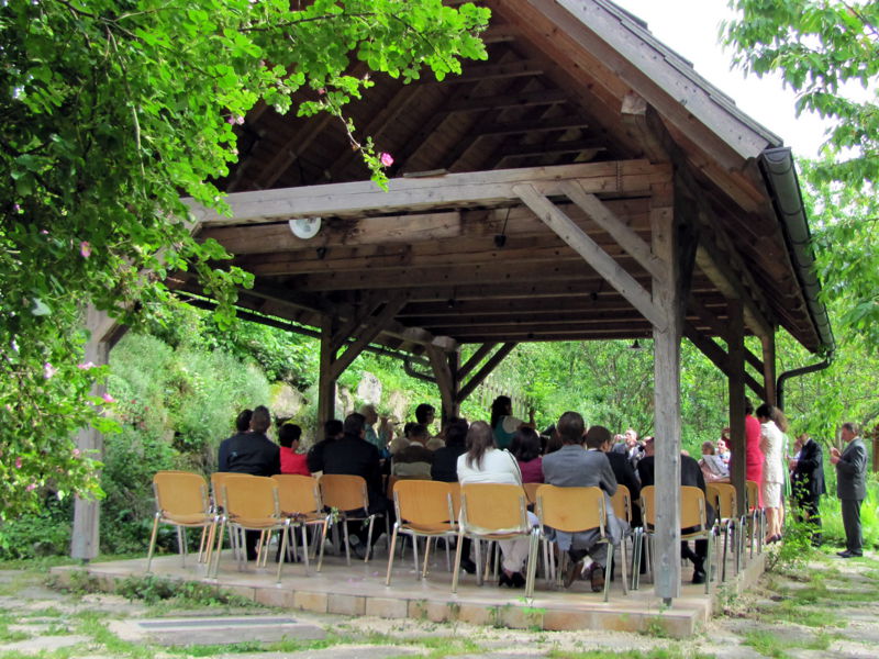 Datei:SH HZ Traung Kräuterhittn2.jpg