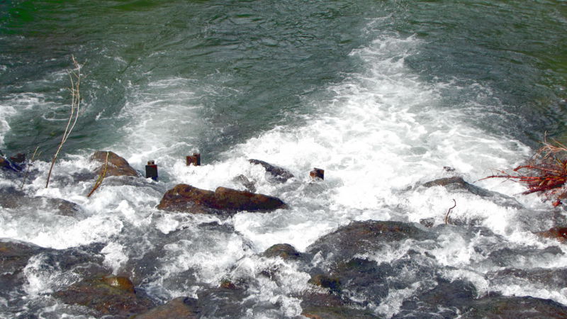 Datei:Pielach Königbrücke Sollschwelle.jpg