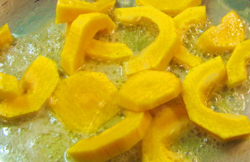 Datei:SK Gelbe Zucchini -Pfanne.jpg