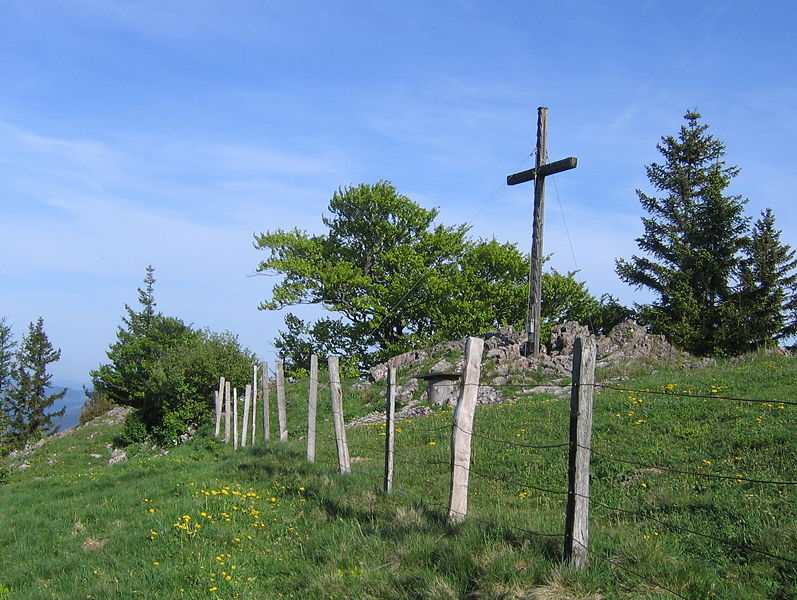 Datei:Eisensteingipfel Frühjahr.jpg