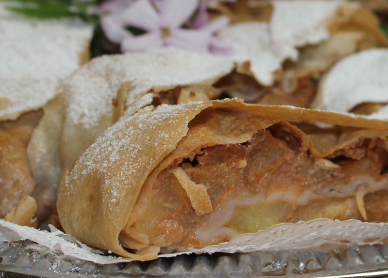 Datei:SK Apfelstrudel groß7.jpg