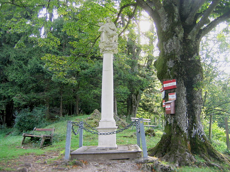 Datei:Schwabeck Kreuz 652.jpg