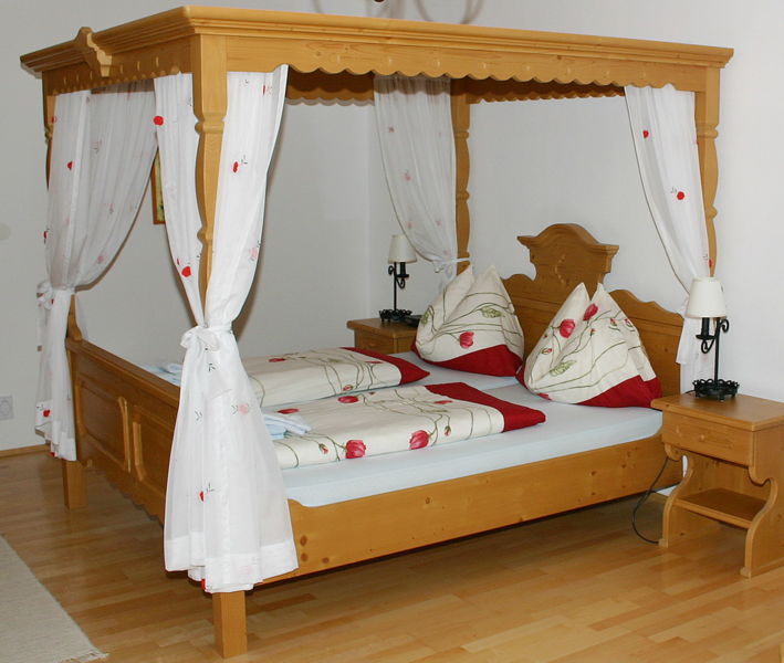 Datei:SD TB HImmelbett 114.jpg