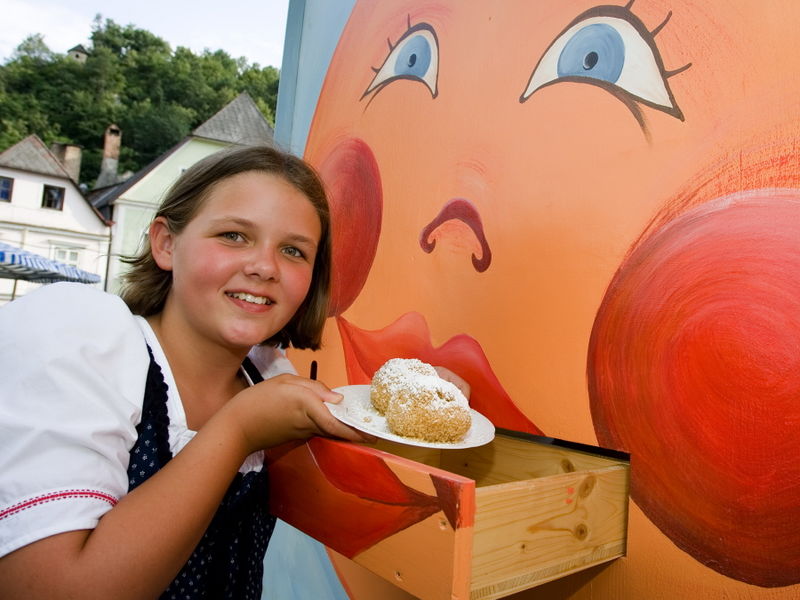 Datei:Spitz Marillenknödlautuomat Günter Kargl.jpg