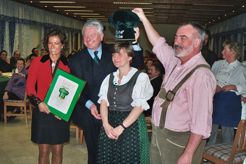 Datei:Grüne Haube Verleihung.jpg