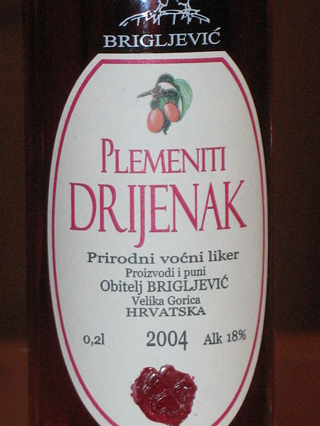 Datei:Dirndllikör Hravatska2.JPG