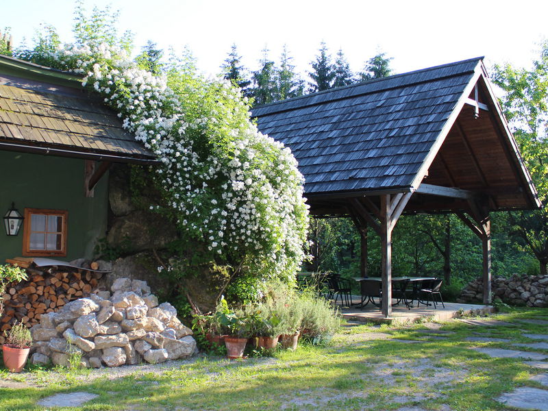 Datei:SH Mostinium Kräuterhütte.jpg