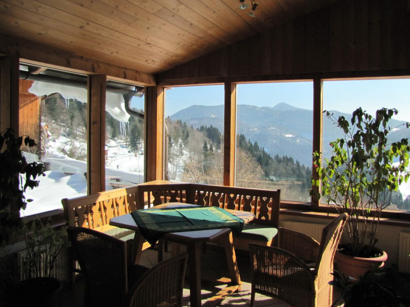 Datei:SD Jagdhaus Ecke Winter.jpg