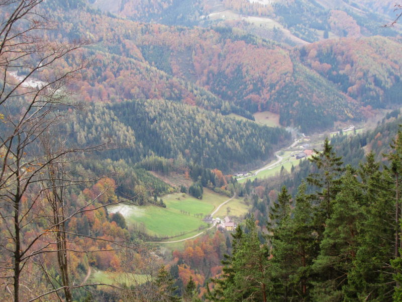 Datei:EST Herbst - Weißenbach.jpg