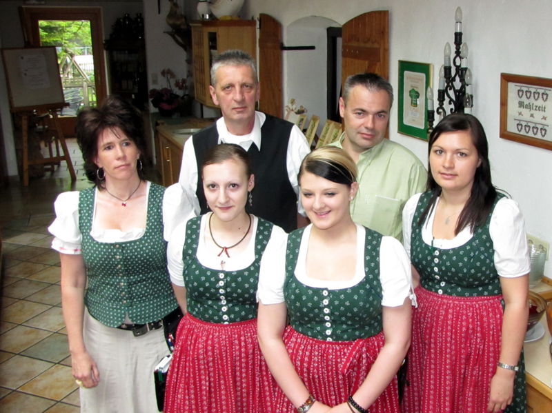 Datei:SH Kellernteam 2011 Teil.jpg