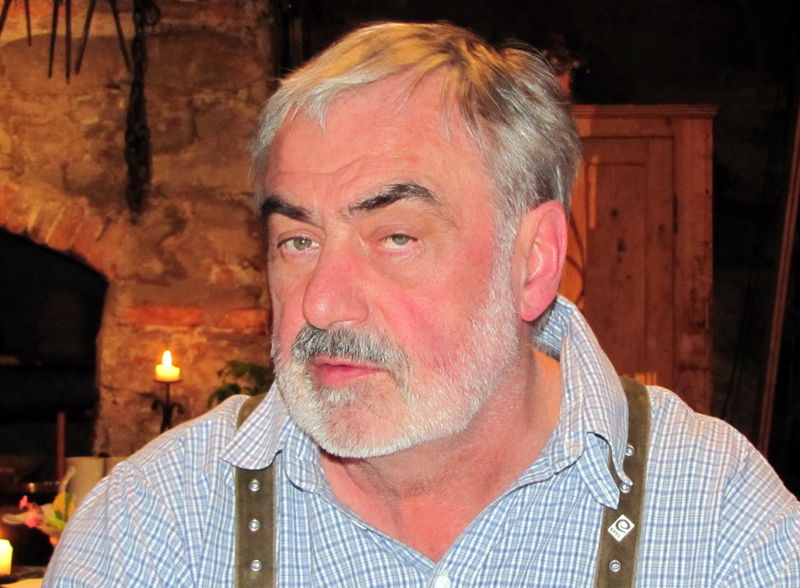 Datei:JW müde.jpg