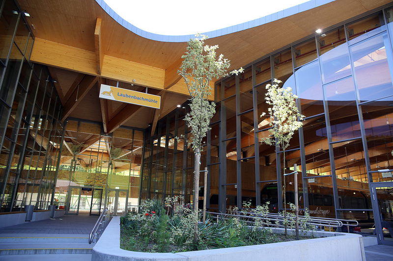 Datei:B-Zentrum Laubenbachmühle Bock.jpg